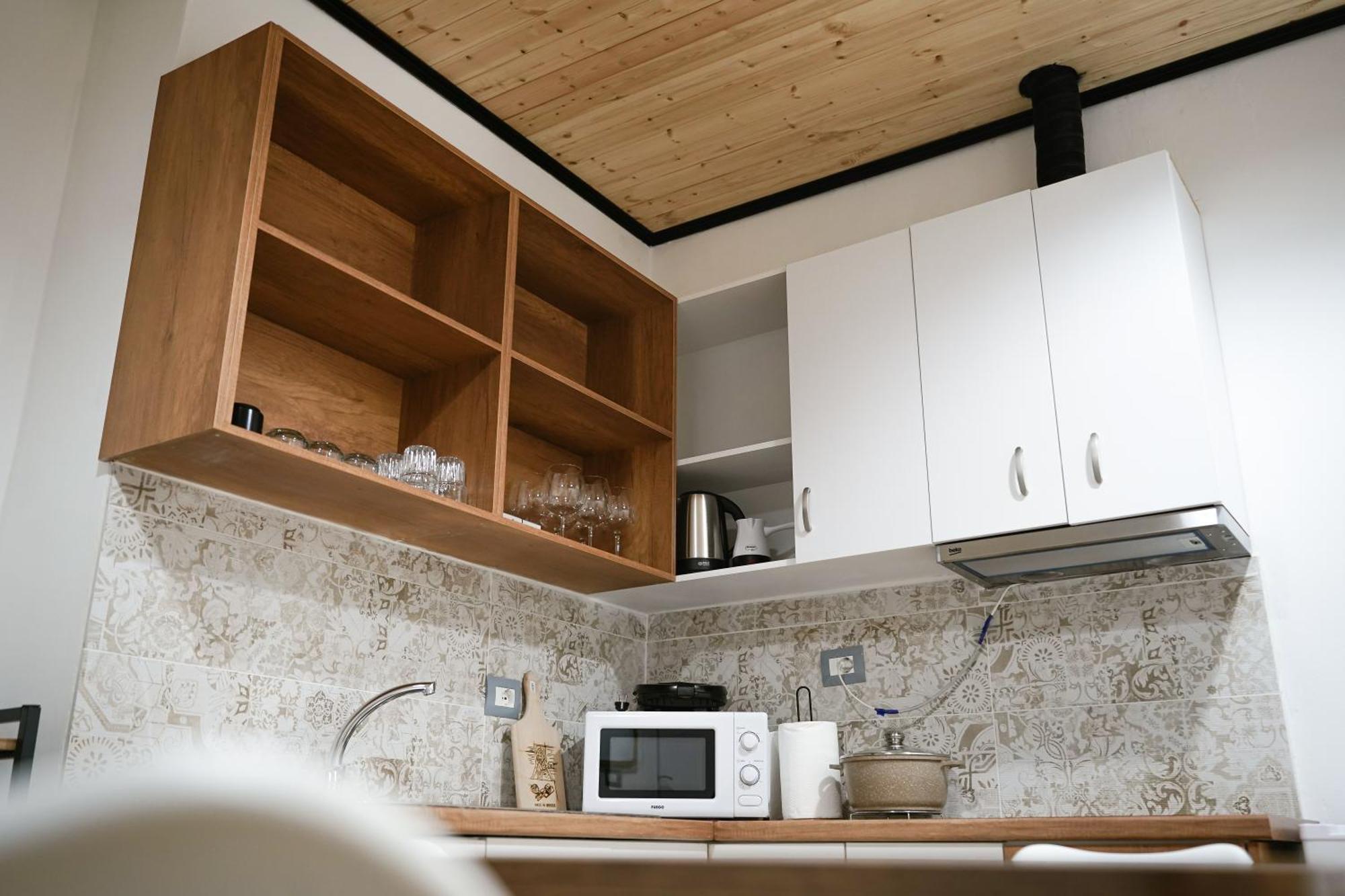 Ora Apartments Гірокастра Екстер'єр фото